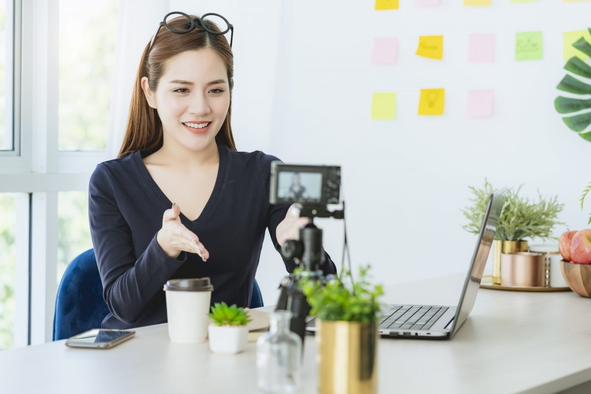 Cara Efektif Menjalani Kuliah Online Sambil Bekerja